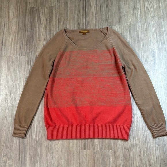 Sweater - Picture 1 of 4
